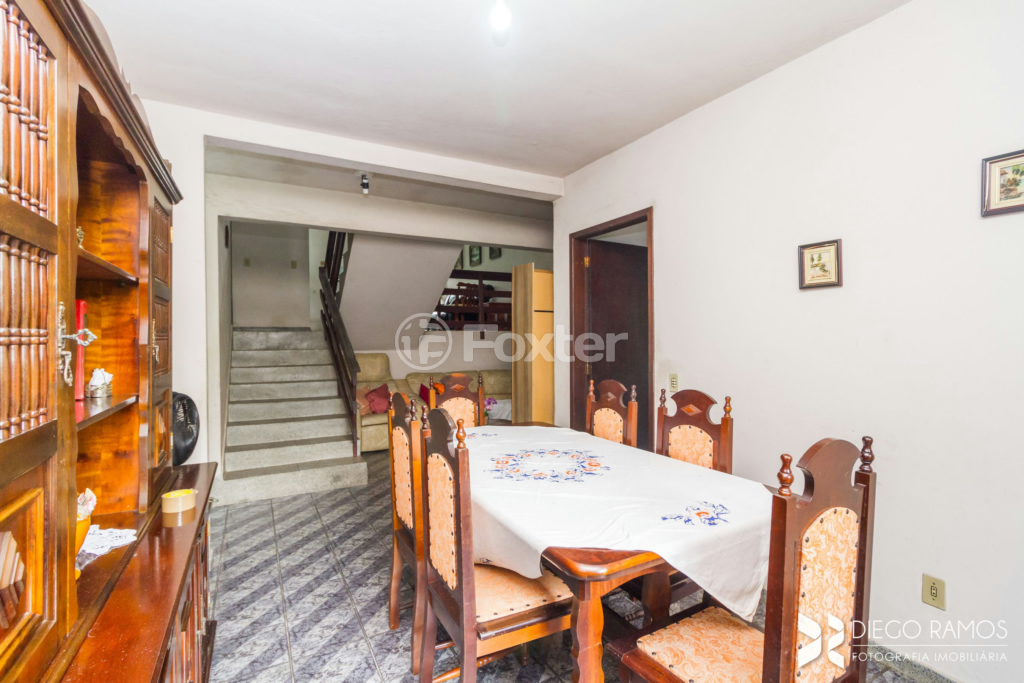 Casa à venda com 4 quartos, 241m² - Foto 11