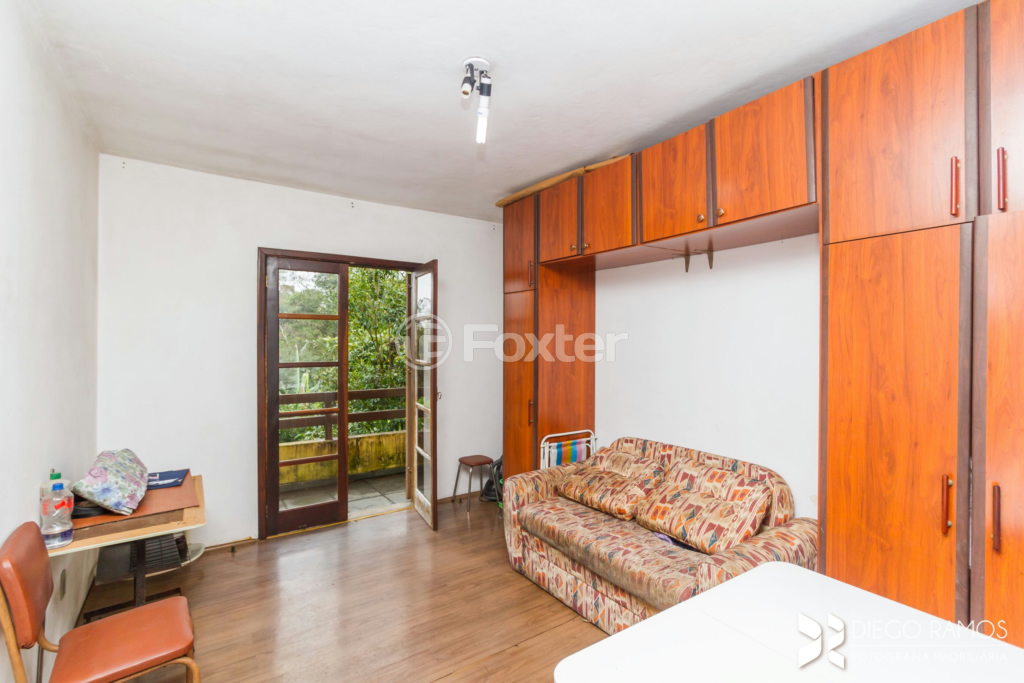 Casa à venda com 4 quartos, 241m² - Foto 17