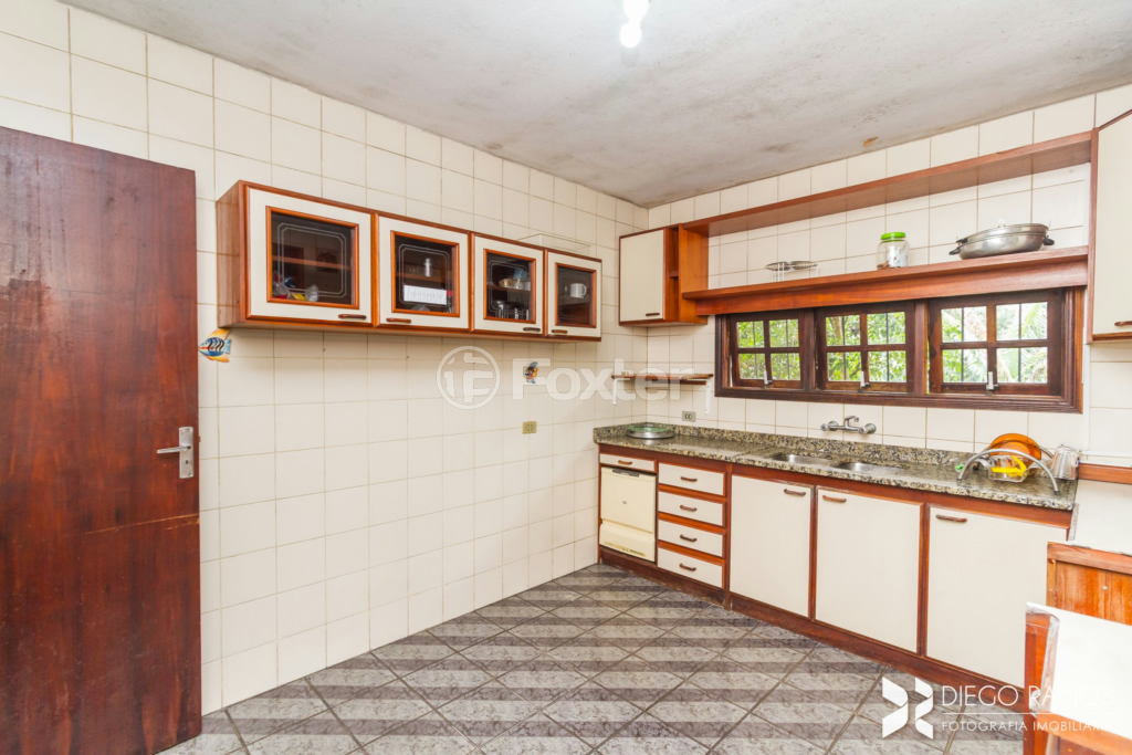 Casa à venda com 4 quartos, 241m² - Foto 27