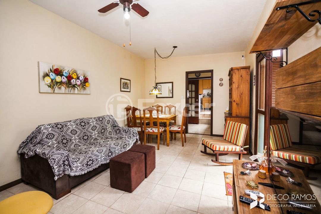 Casa à venda com 2 quartos, 120m² - Foto 3