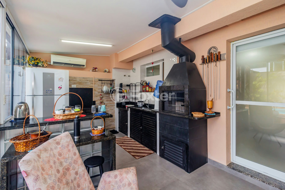Casa de Condomínio à venda com 3 quartos, 200m² - Foto 31
