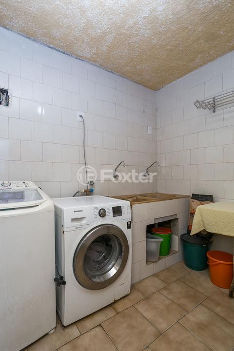 Casa à venda com 3 quartos, 238m² - Foto 29