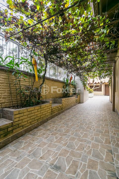 Casa à venda com 3 quartos, 238m² - Foto 31