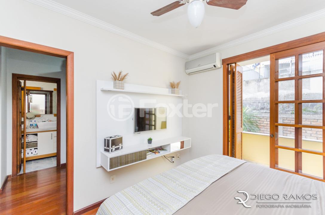 Casa à venda com 4 quartos, 243m² - Foto 14
