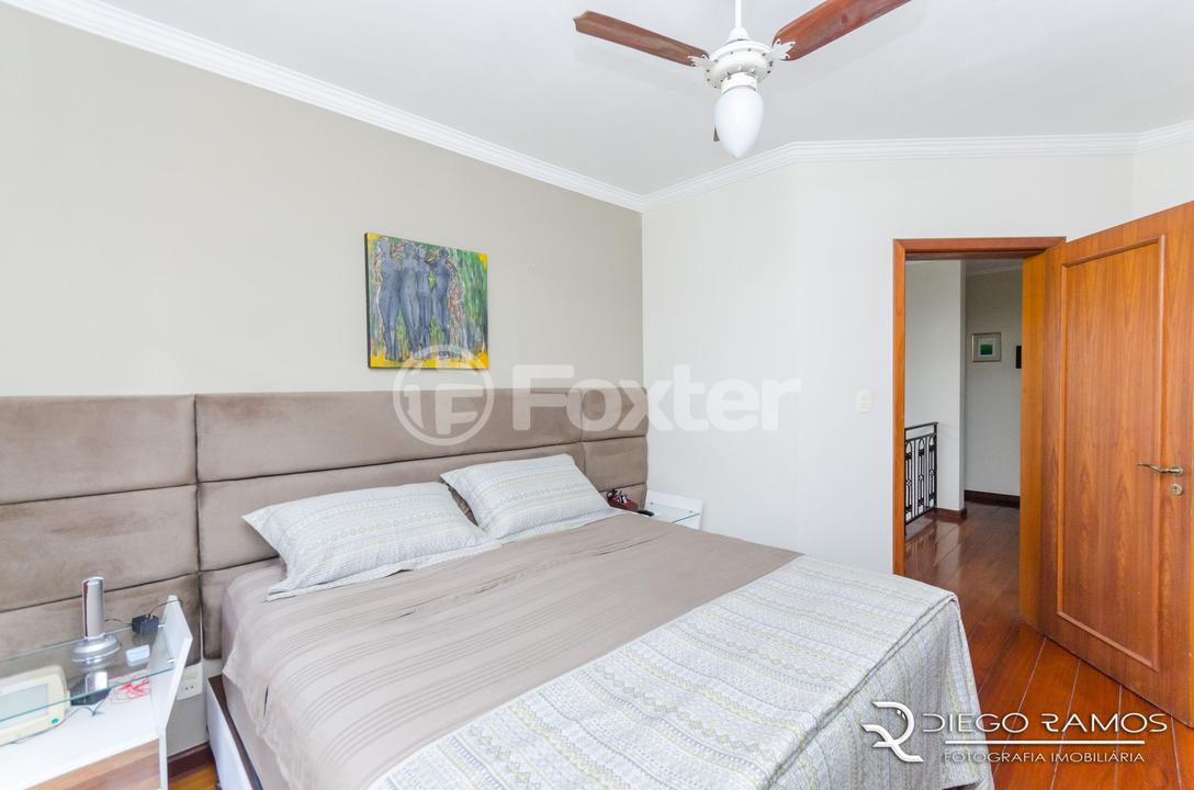 Casa à venda com 4 quartos, 243m² - Foto 15
