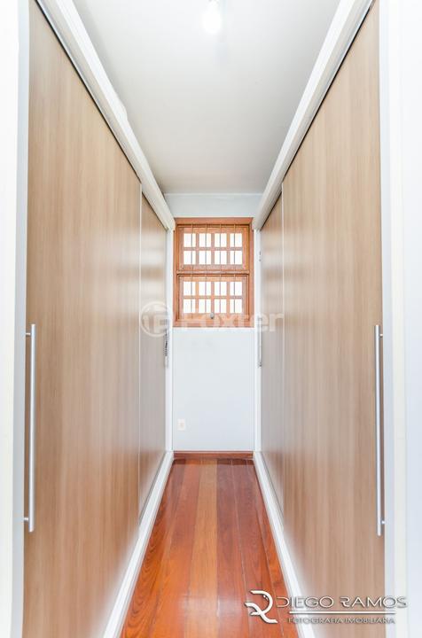 Casa à venda com 4 quartos, 243m² - Foto 16