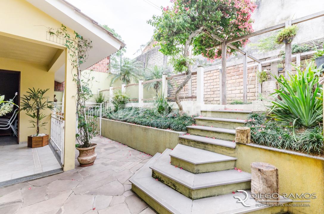 Casa à venda com 4 quartos, 243m² - Foto 32