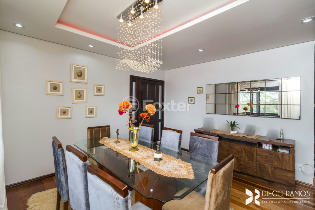 Casa à venda com 3 quartos, 292m² - Foto 7