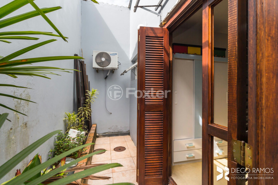 Casa à venda com 3 quartos, 292m² - Foto 20