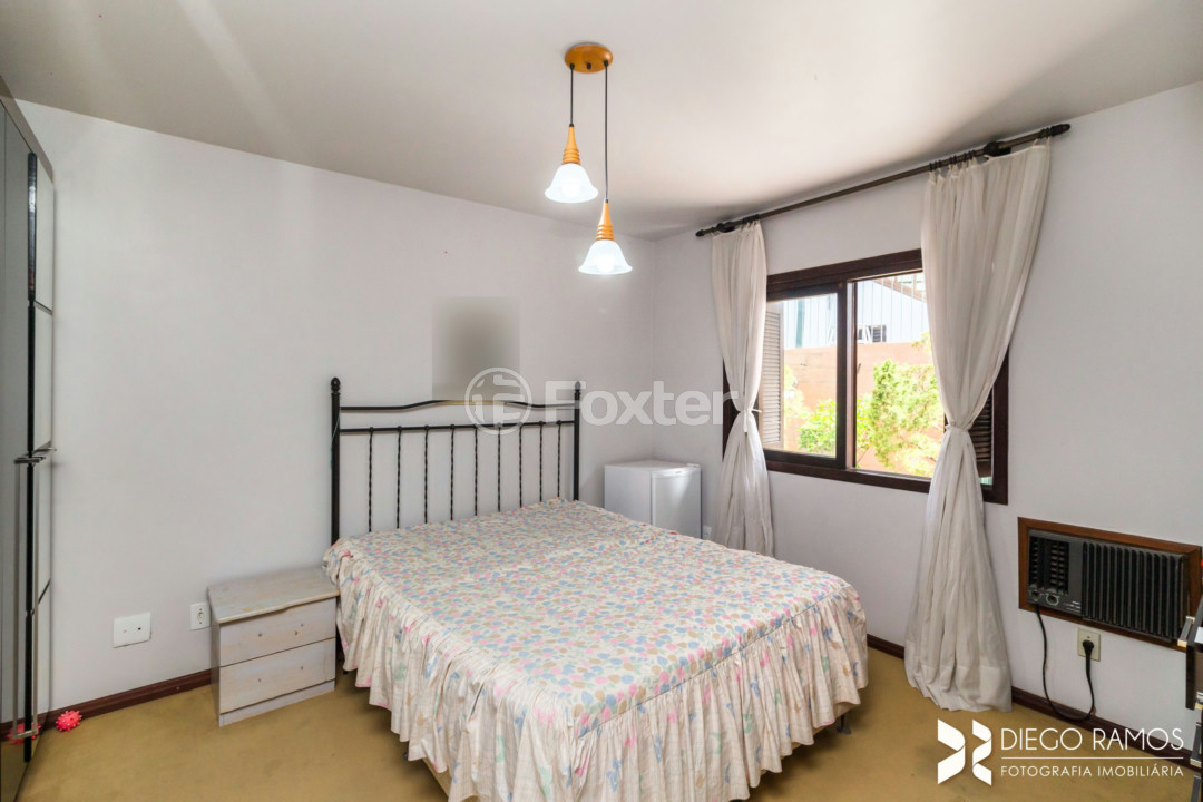 Casa à venda com 3 quartos, 292m² - Foto 25
