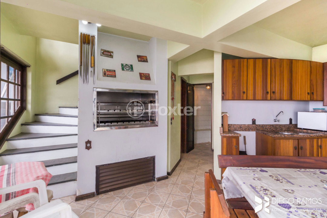 Casa à venda com 3 quartos, 292m² - Foto 32