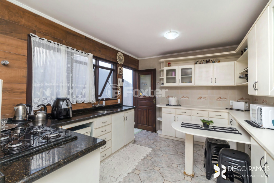 Casa à venda com 3 quartos, 292m² - Foto 37