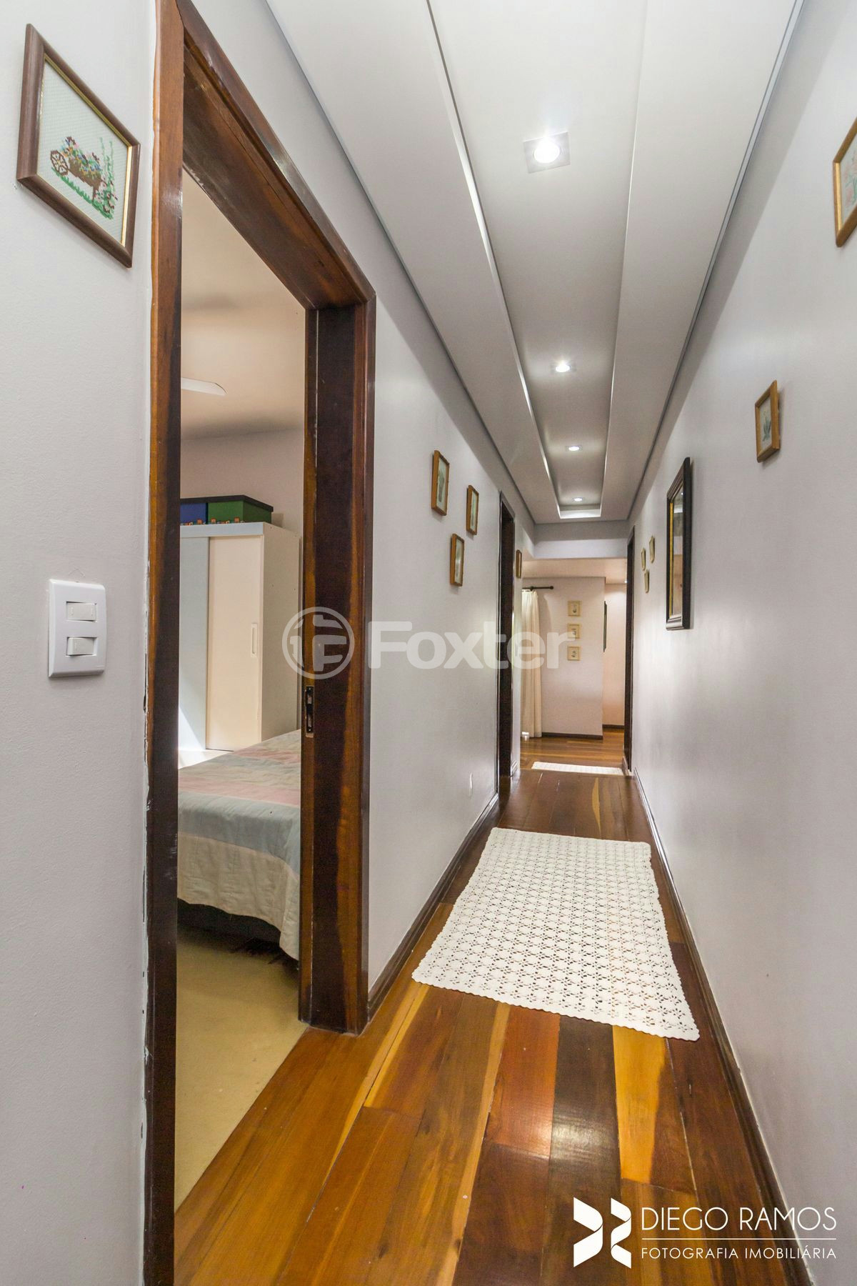 Casa à venda com 3 quartos, 292m² - Foto 47