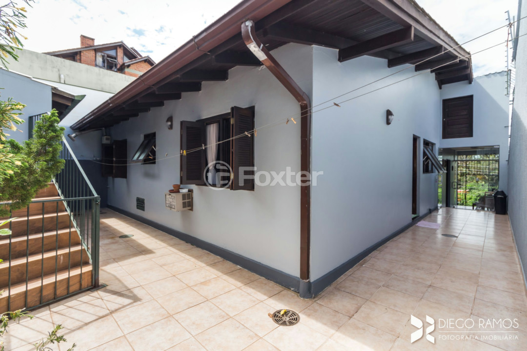 Casa à venda com 3 quartos, 292m² - Foto 57