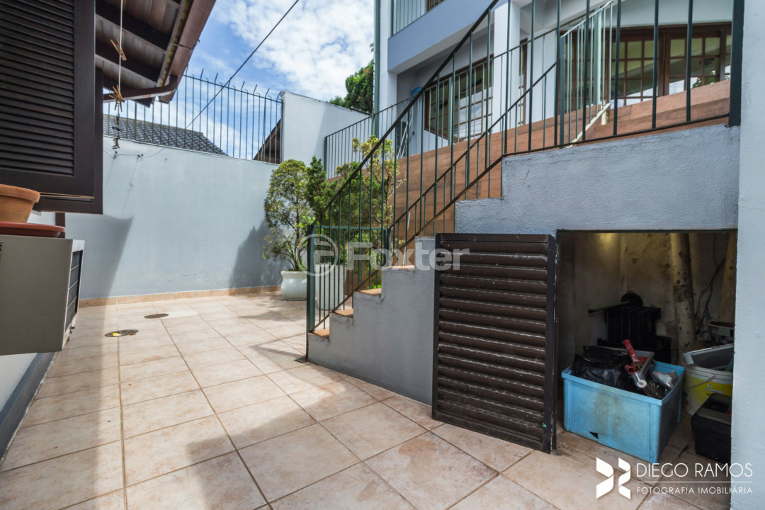 Casa à venda com 3 quartos, 292m² - Foto 59