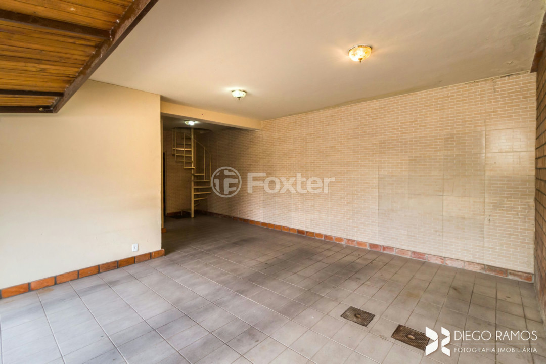 Casa à venda com 3 quartos, 292m² - Foto 66