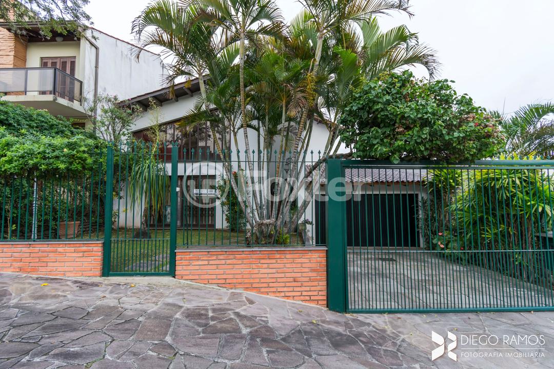 Casa à venda com 3 quartos, 300m² - Foto 32