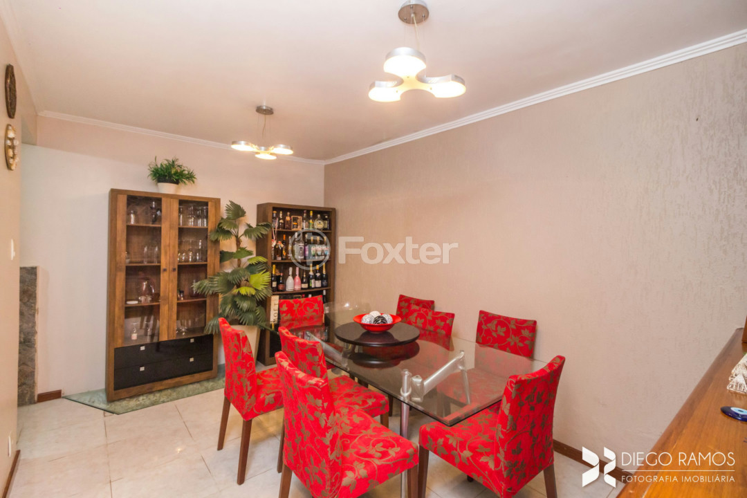 Casa de Condomínio à venda com 4 quartos, 400m² - Foto 12