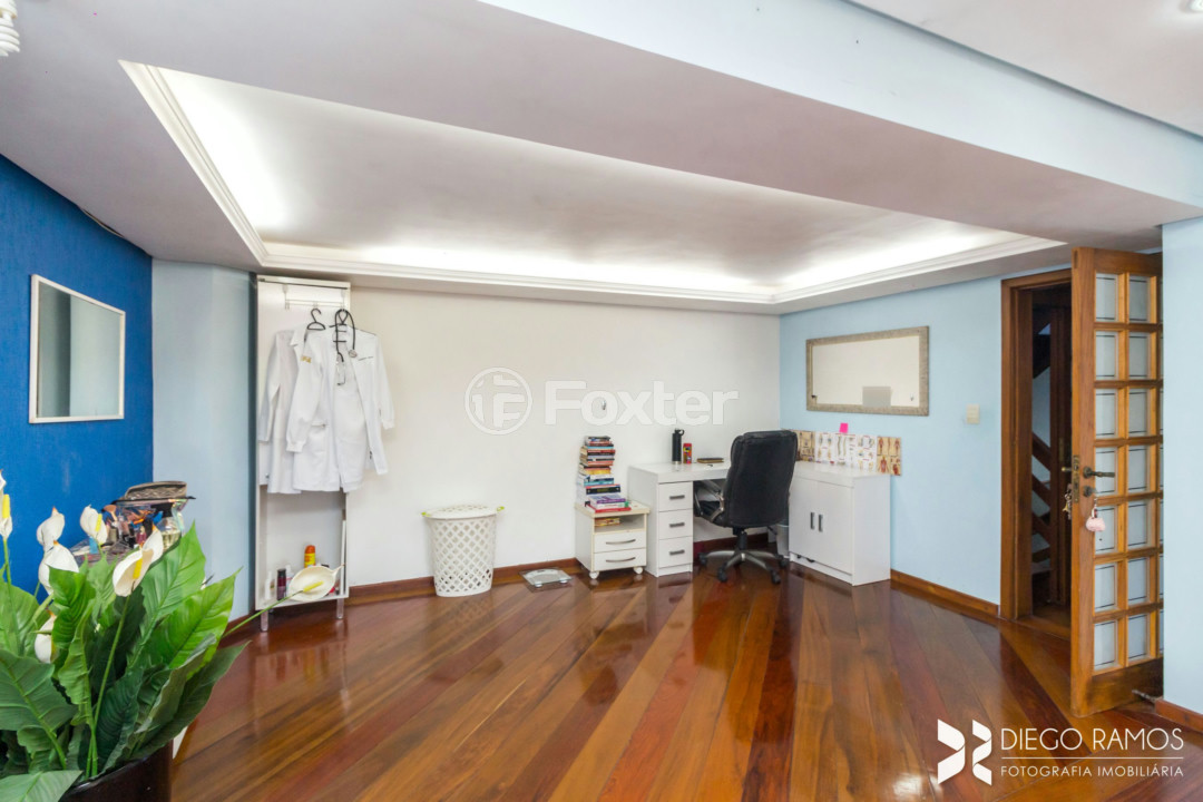 Casa de Condomínio à venda com 4 quartos, 400m² - Foto 16