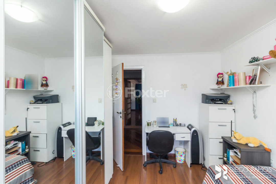 Casa de Condomínio à venda com 4 quartos, 400m² - Foto 24