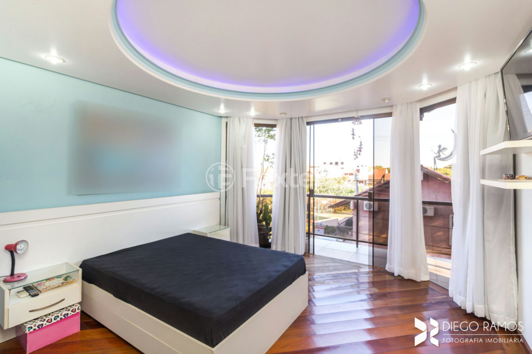Casa de Condomínio à venda com 4 quartos, 400m² - Foto 35