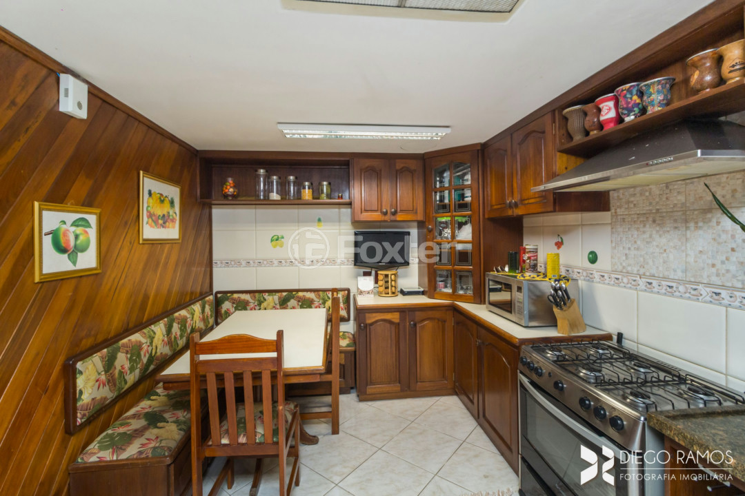 Casa de Condomínio à venda com 4 quartos, 400m² - Foto 42