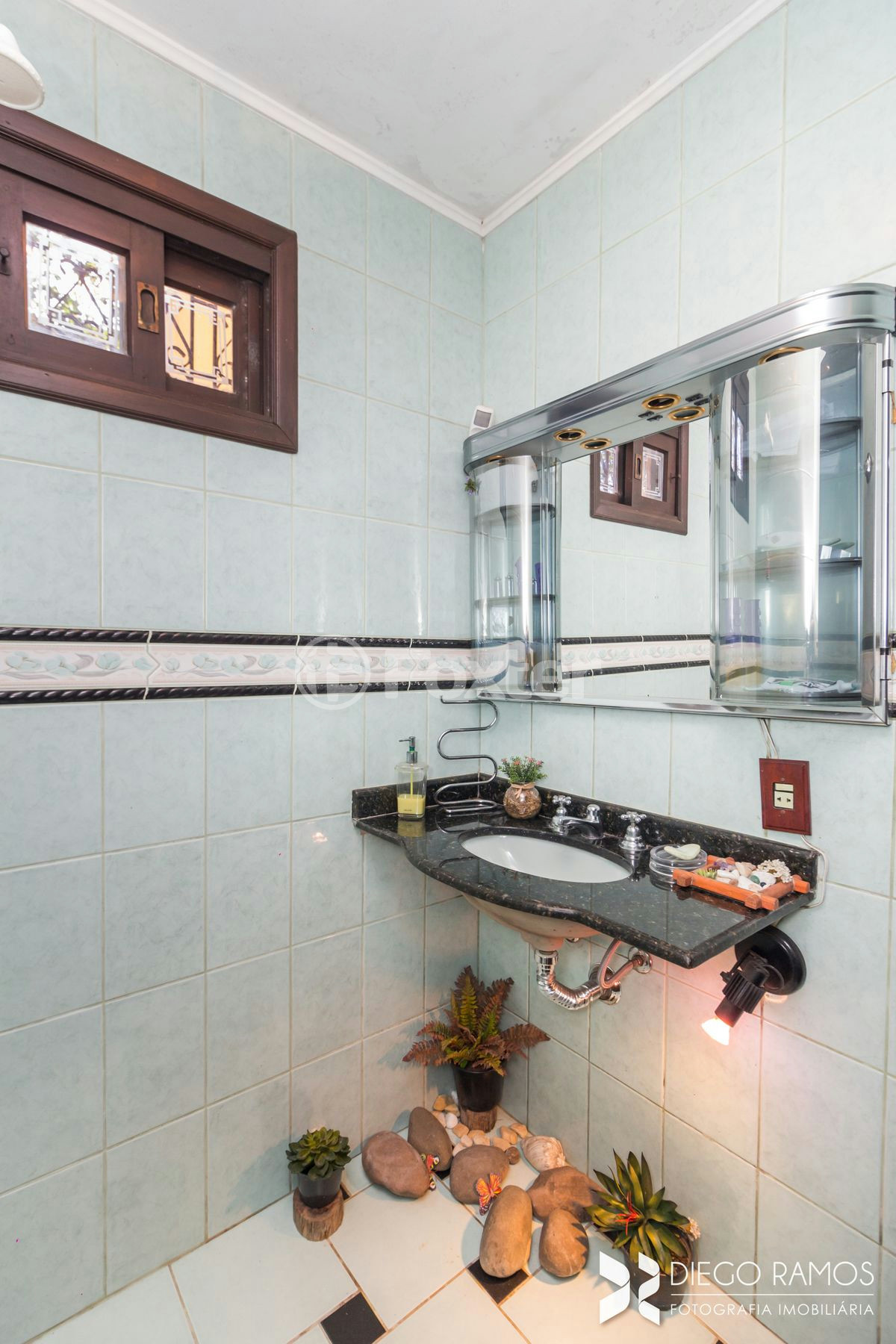 Casa de Condomínio à venda com 4 quartos, 400m² - Foto 47