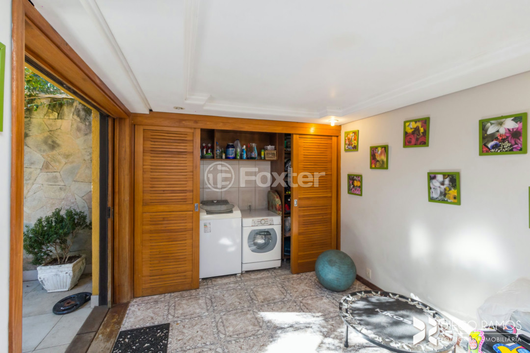 Casa de Condomínio à venda com 4 quartos, 400m² - Foto 51