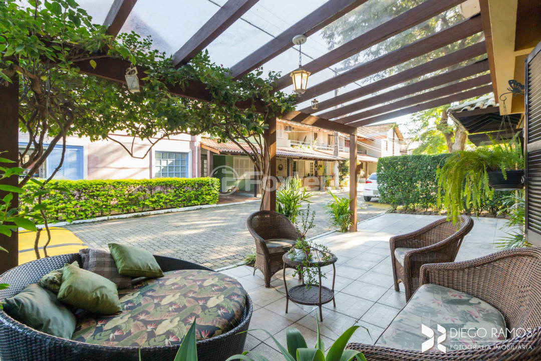 Casa de Condomínio à venda com 4 quartos, 400m² - Foto 66