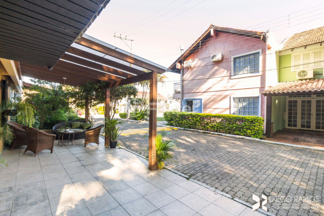 Casa de Condomínio à venda com 4 quartos, 400m² - Foto 67