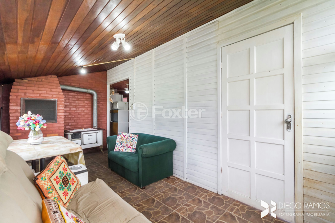 Casa à venda com 3 quartos, 85m² - Foto 2