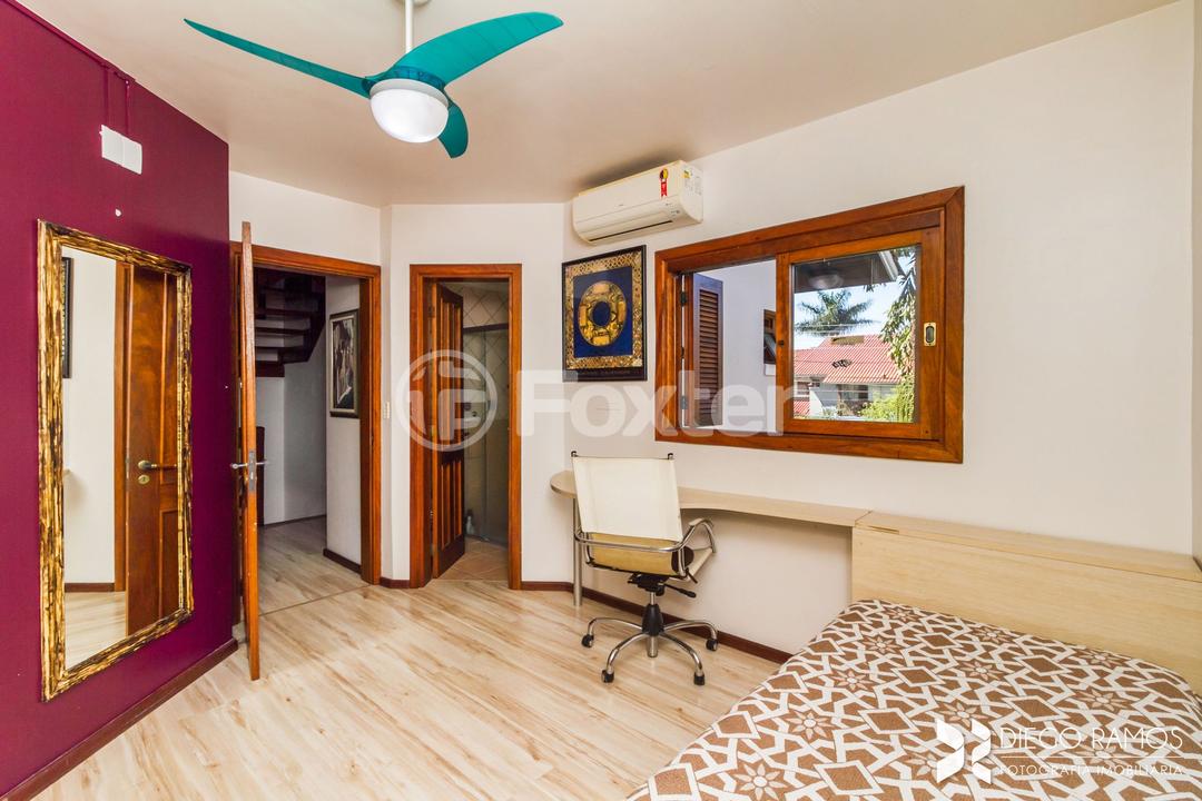 Casa de Condomínio à venda com 3 quartos, 300m² - Foto 25