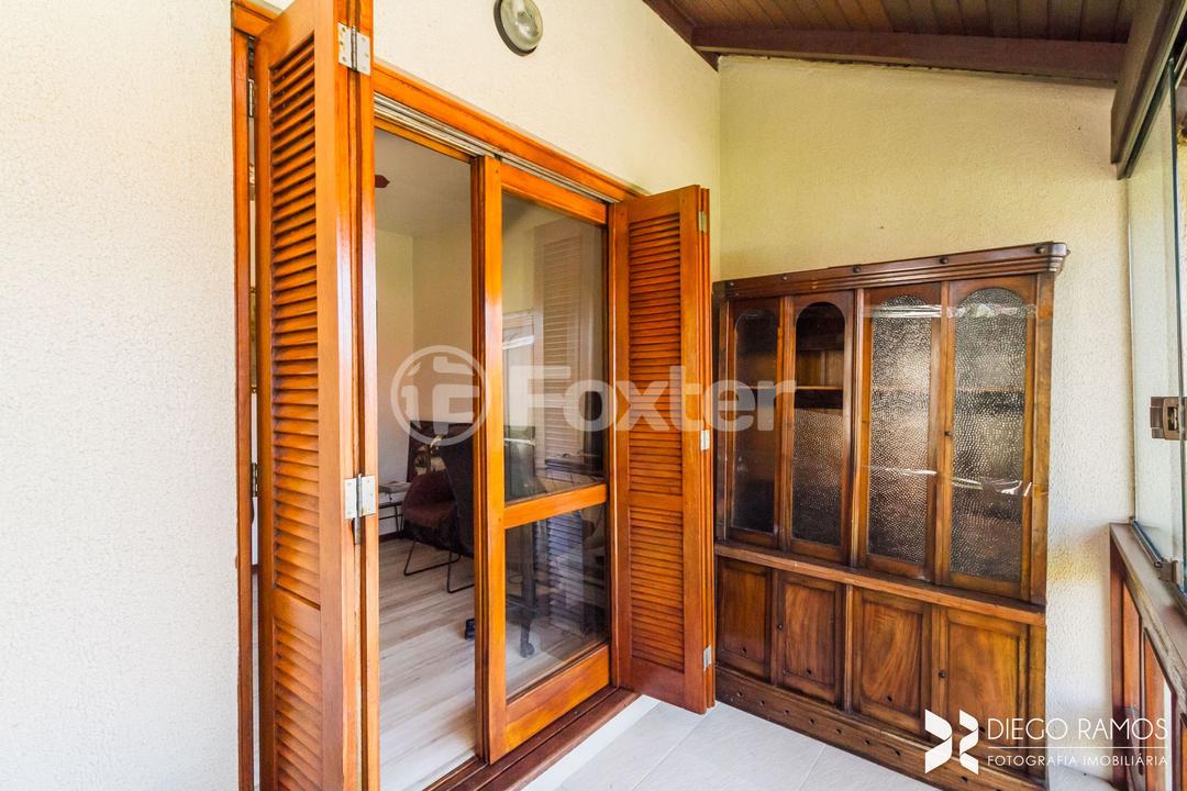 Casa de Condomínio à venda com 3 quartos, 300m² - Foto 32