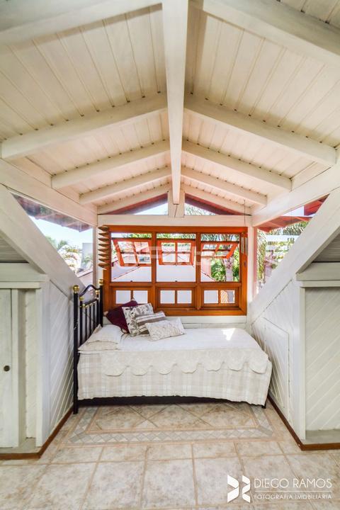 Casa de Condomínio à venda com 3 quartos, 300m² - Foto 40