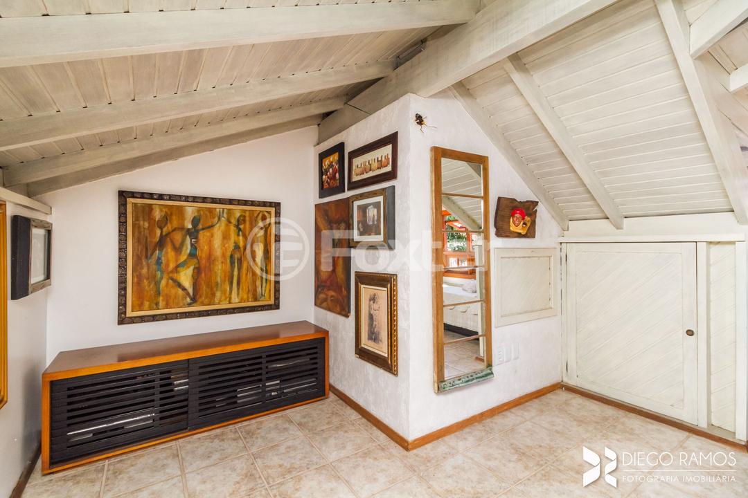Casa de Condomínio à venda com 3 quartos, 300m² - Foto 41