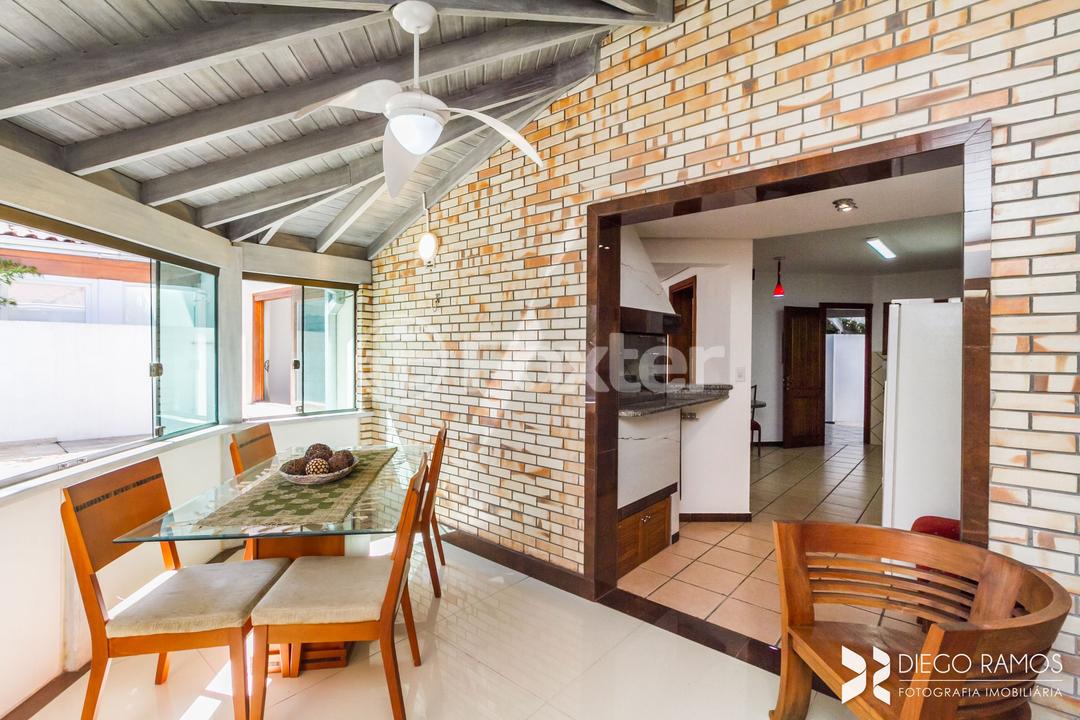 Casa de Condomínio à venda com 3 quartos, 300m² - Foto 12