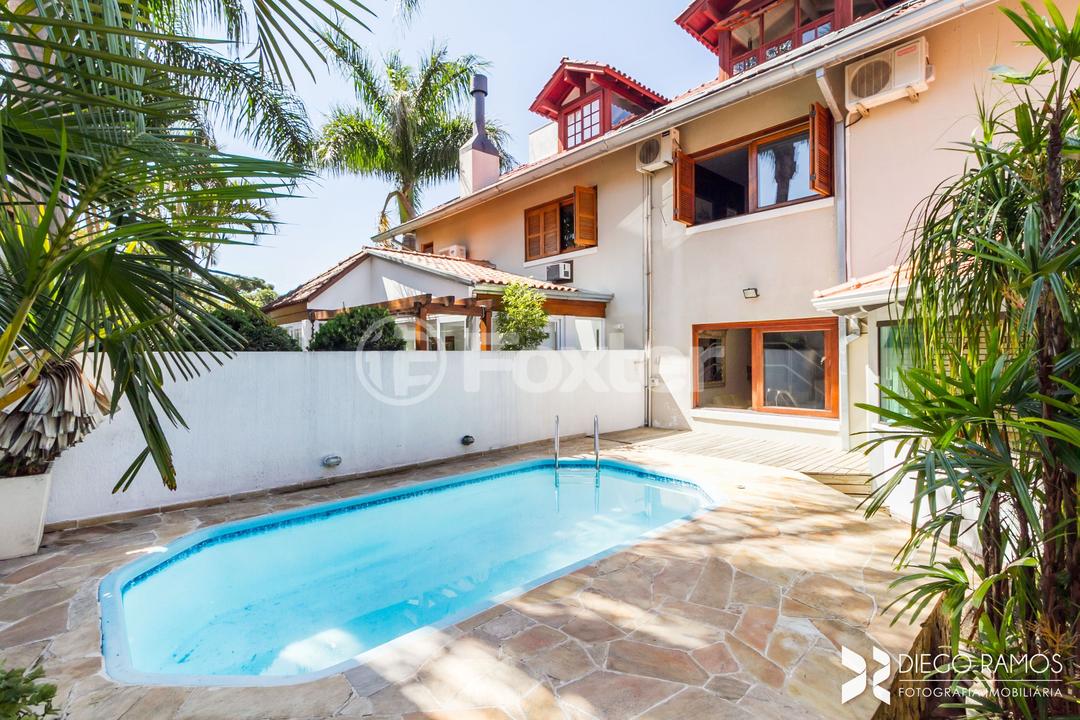 Casa de Condomínio à venda com 3 quartos, 300m² - Foto 6