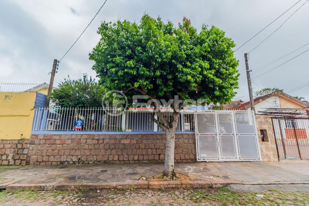 Casa à venda com 4 quartos, 300m² - Foto 2