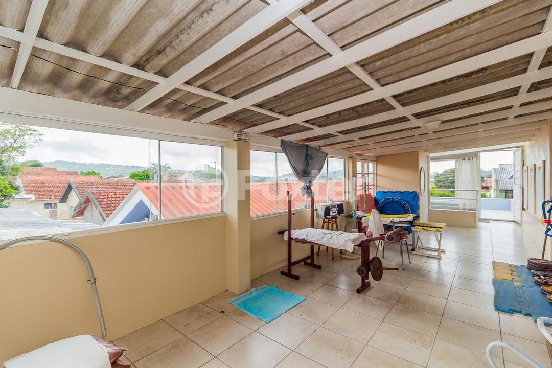 Casa à venda com 4 quartos, 300m² - Foto 45