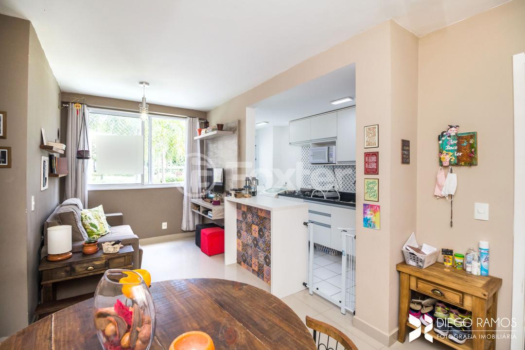 Apartamento à venda com 2 quartos, 46m² - Foto 1