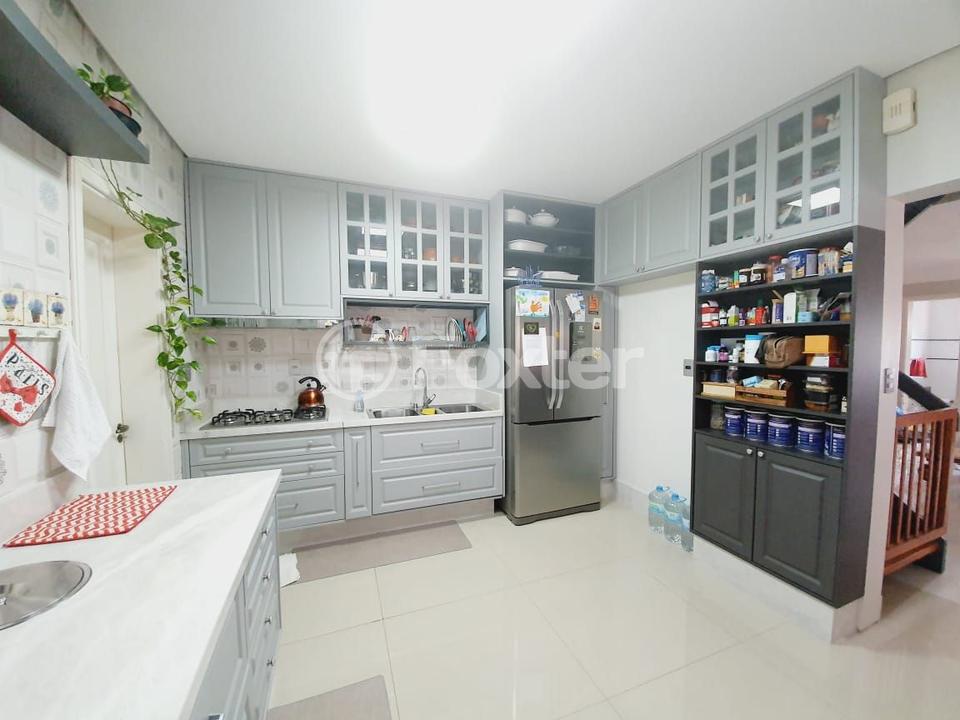 Casa de Condomínio à venda com 3 quartos, 217m² - Foto 1