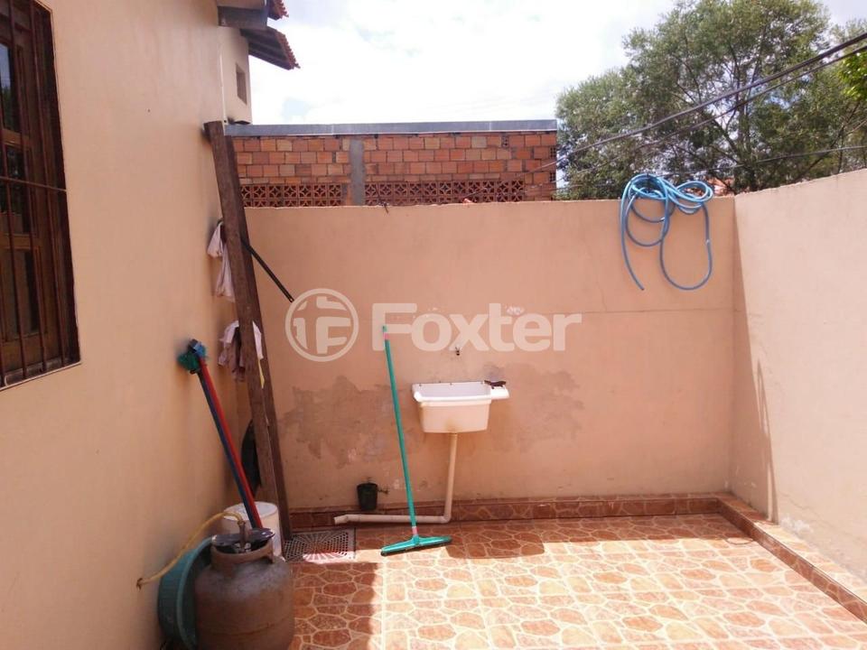 Casa à venda com 3 quartos, 77m² - Foto 17