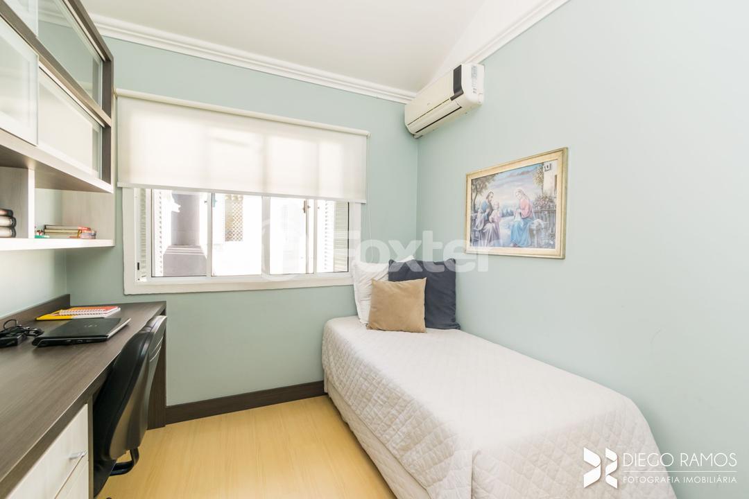 Casa de Condomínio à venda com 4 quartos, 150m² - Foto 24