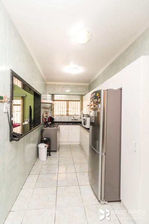 Casa à venda com 3 quartos, 229m² - Foto 32