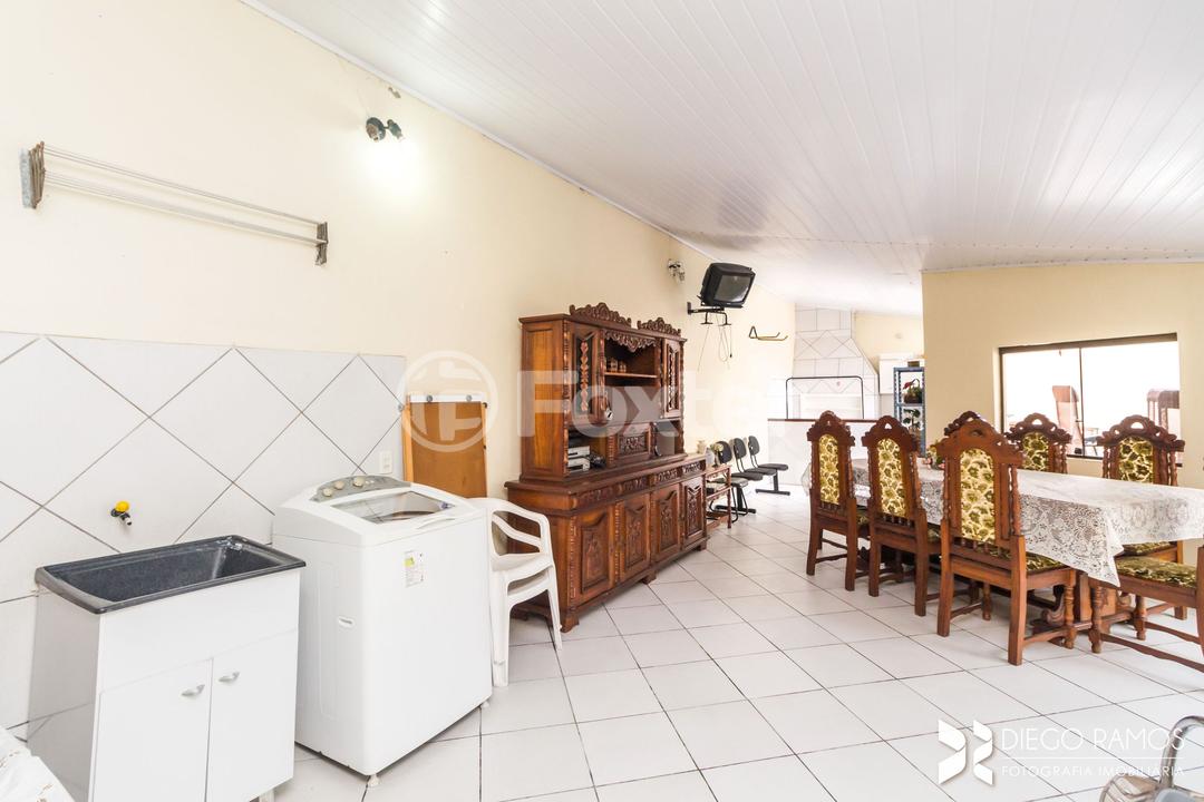 Casa à venda com 3 quartos, 229m² - Foto 35