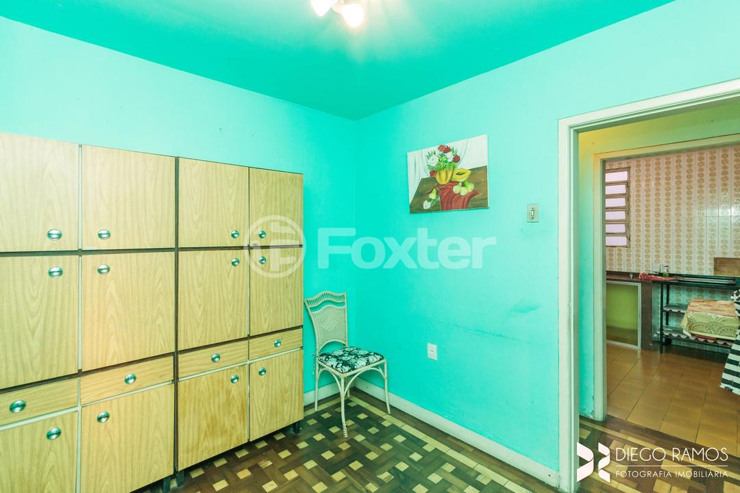 Casa à venda com 6 quartos, 303m² - Foto 17