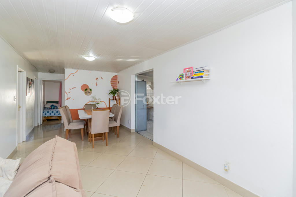 Casa à venda com 3 quartos, 220m² - Foto 8