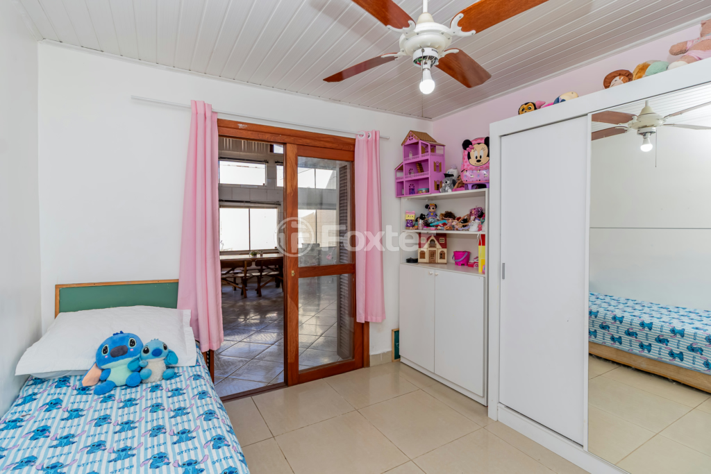 Casa à venda com 3 quartos, 220m² - Foto 20