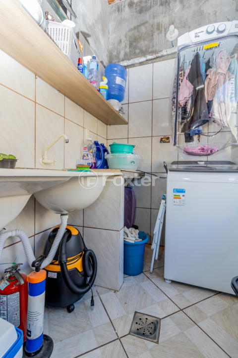 Casa à venda com 3 quartos, 220m² - Foto 37