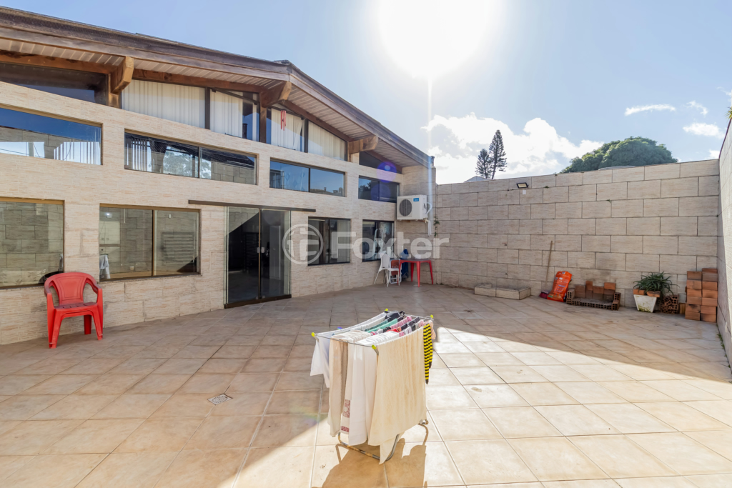 Casa à venda com 3 quartos, 220m² - Foto 39